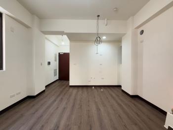 中正路【年輕電梯美兩房】