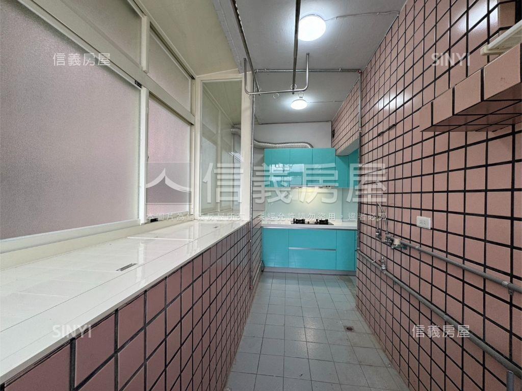 福禧花園漂亮電梯３房房屋室內格局與周邊環境