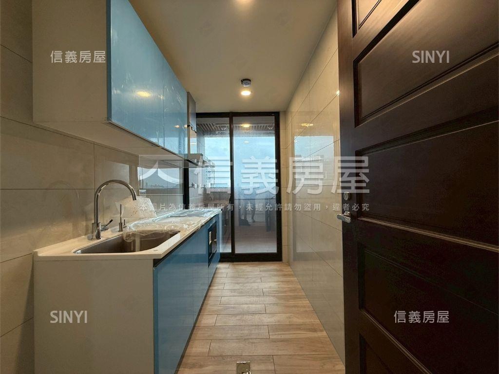 專任央北高樓兩房車位吉品房屋室內格局與周邊環境