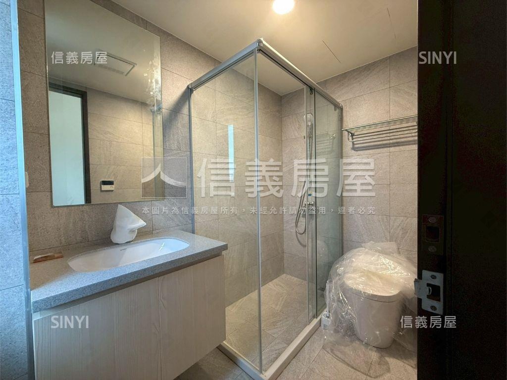 專任央北高樓兩房車位吉品房屋室內格局與周邊環境