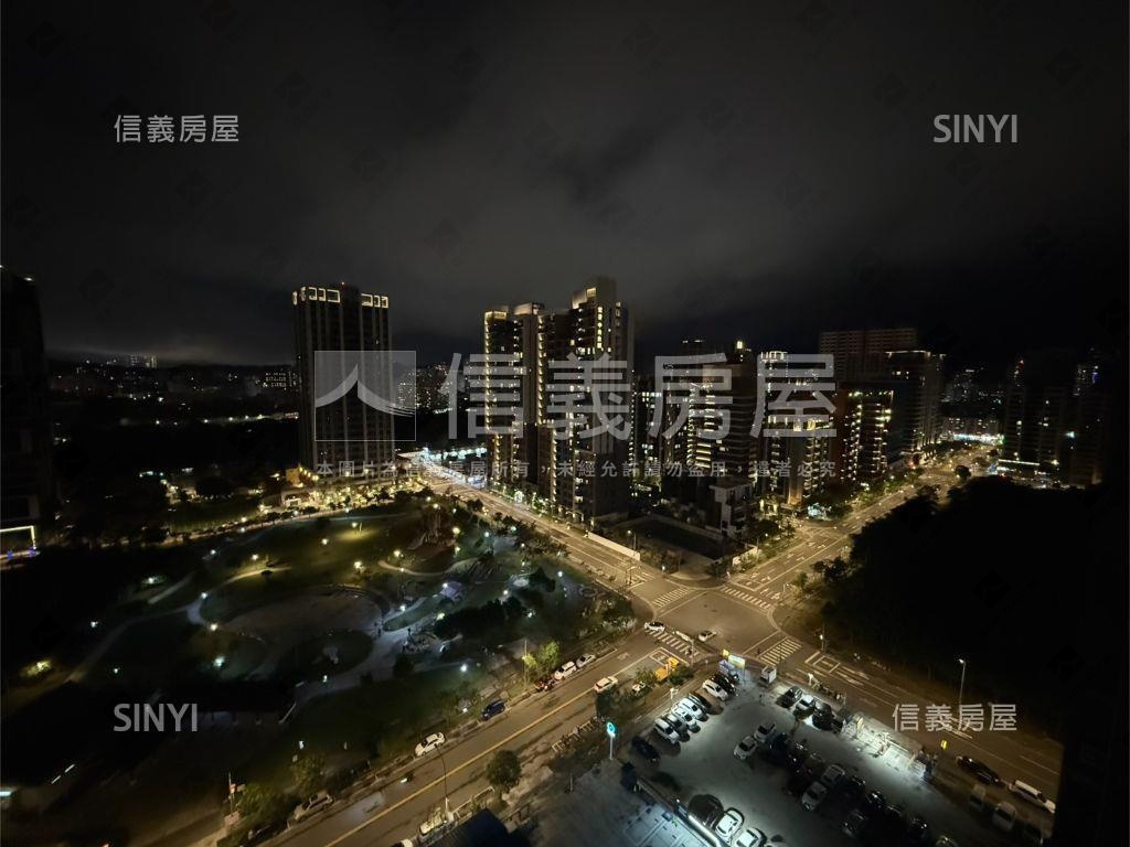 專任央北高樓兩房車位吉品房屋室內格局與周邊環境