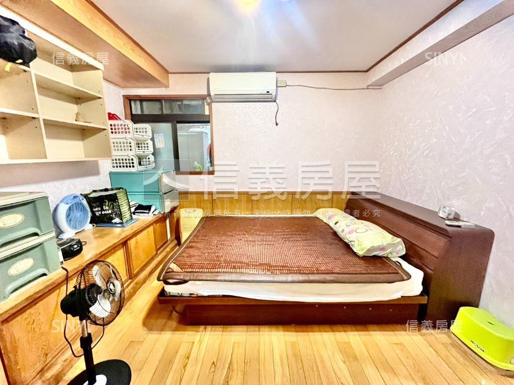 建北榮星美妝邊間三面採光房屋室內格局與周邊環境