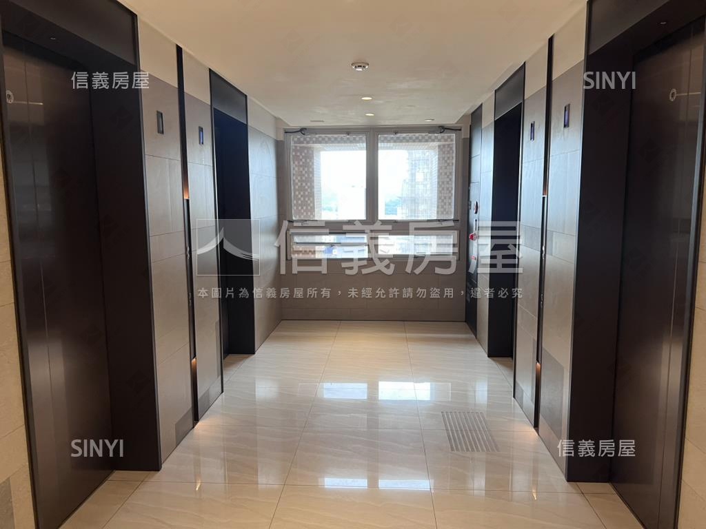 忠泰幸經國重劃區兩房車位房屋室內格局與周邊環境