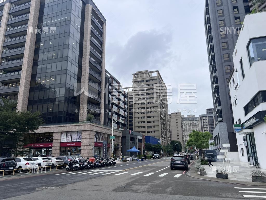 忠泰幸經國重劃區兩房車位房屋室內格局與周邊環境