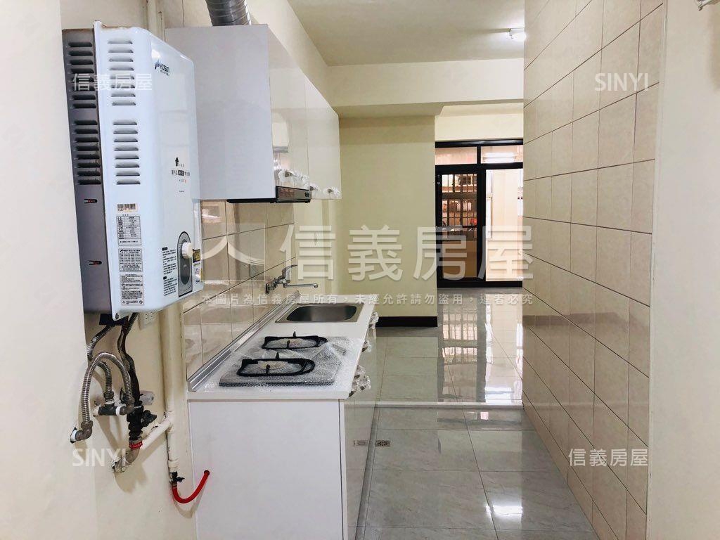 急售近北平商圈一樓公寓房屋室內格局與周邊環境