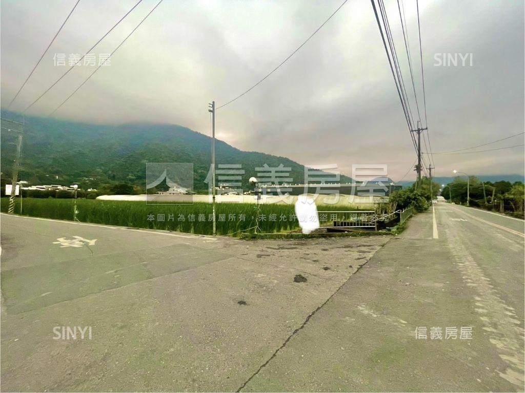 埔里牛尾段雙面臨路農地房屋室內格局與周邊環境