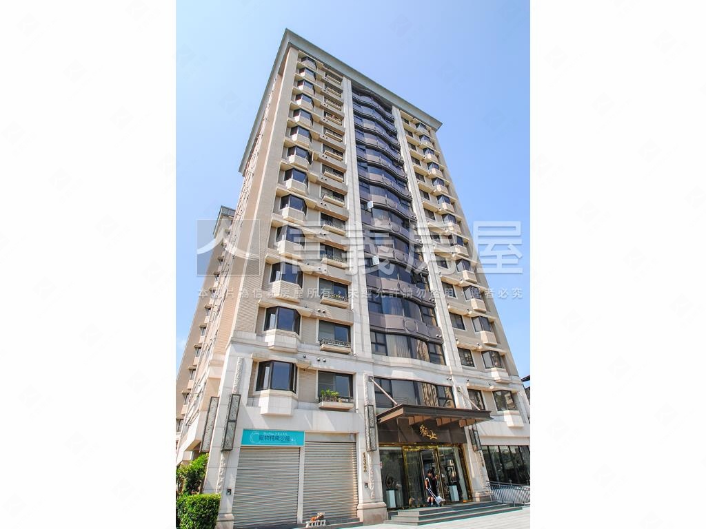 汐止稀有高樓毛胚大戶車位房屋室內格局與周邊環境