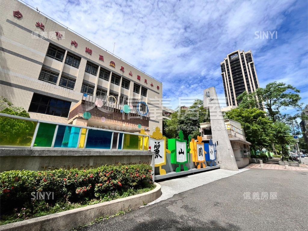 稀有麗山學區公寓低樓層房屋室內格局與周邊環境