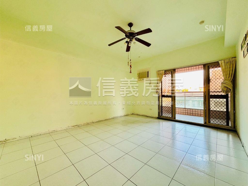 楠科園區公園旁四房車位房屋室內格局與周邊環境