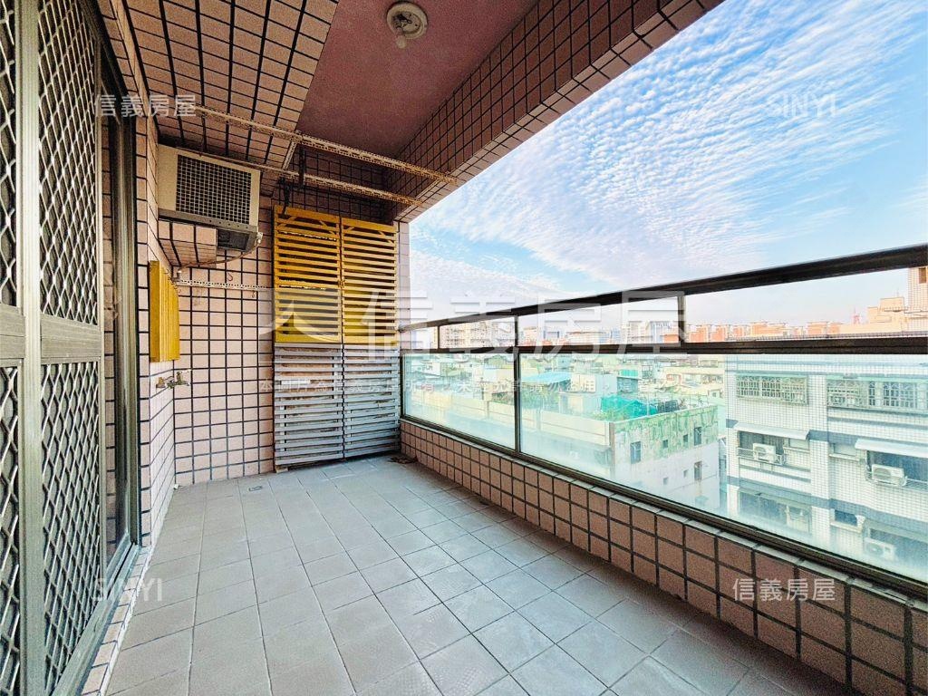 楠科園區公園旁四房車位房屋室內格局與周邊環境