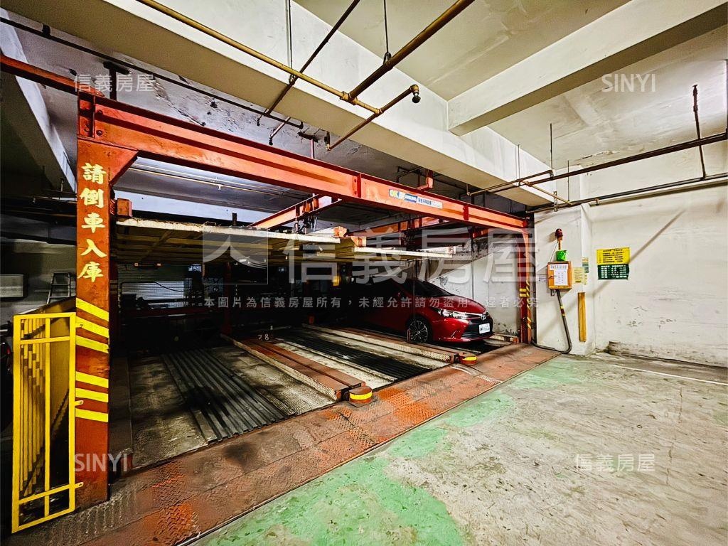 楠科園區公園旁四房車位房屋室內格局與周邊環境