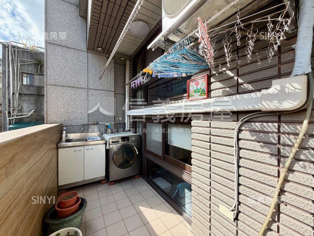 風和日麗京漾４米２美妝屋房屋室內格局與周邊環境