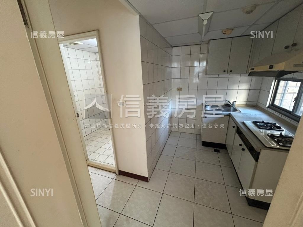 竹林兩房房屋室內格局與周邊環境