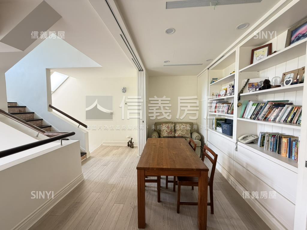 新北投美式鄉村美景樓中樓房屋室內格局與周邊環境