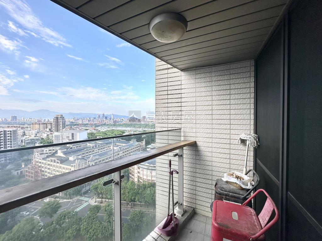 幸福時光如詩如畫房屋室內格局與周邊環境