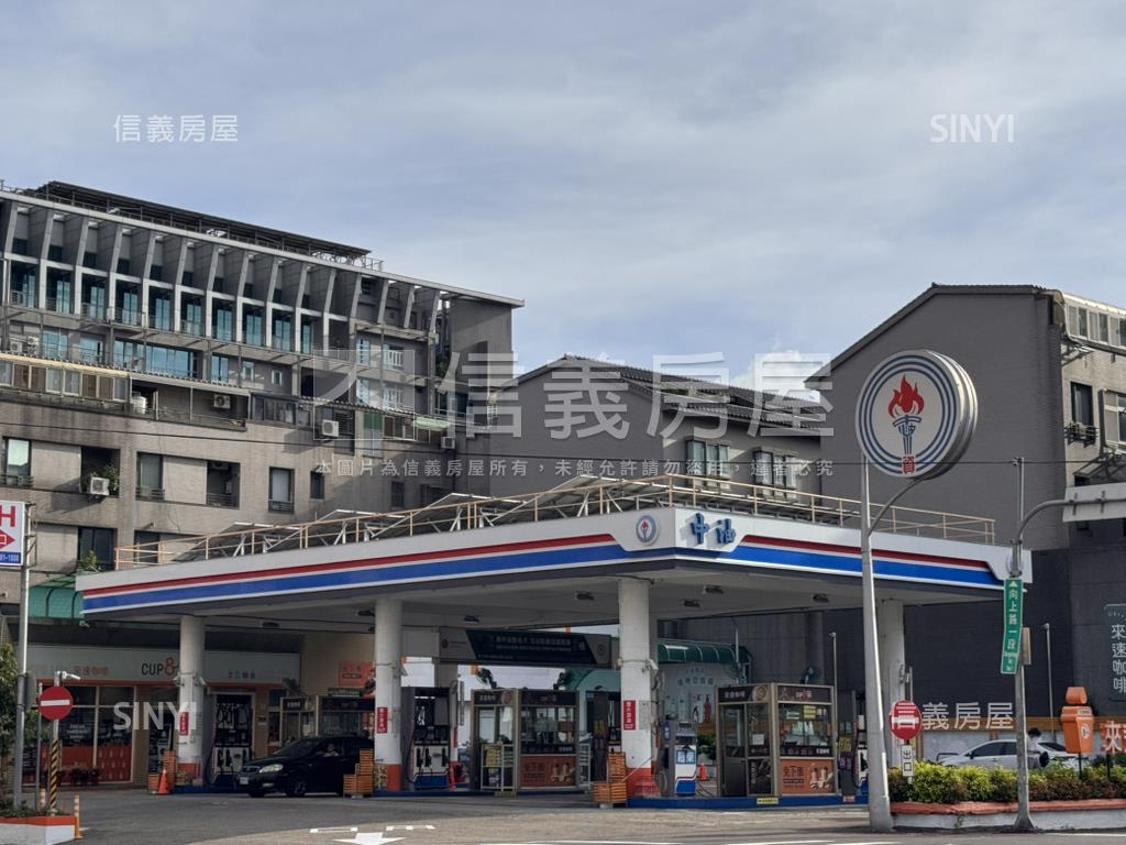 西區近綠園道收租透店房屋室內格局與周邊環境