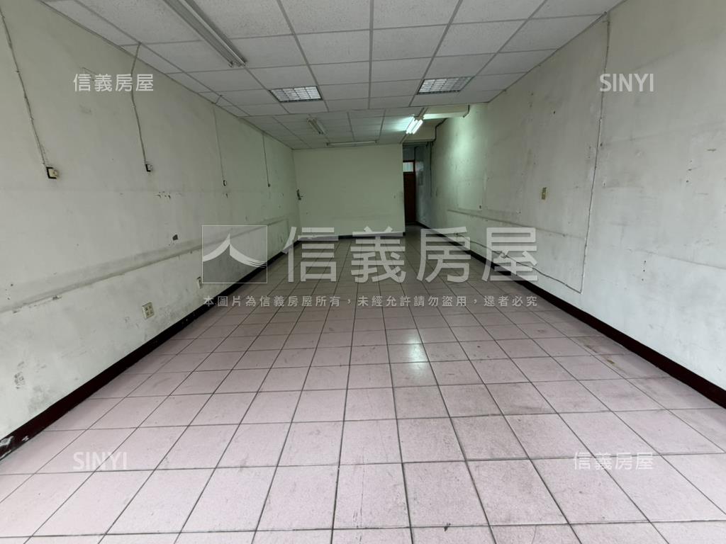 專任黎明路透店稀有釋出房屋室內格局與周邊環境