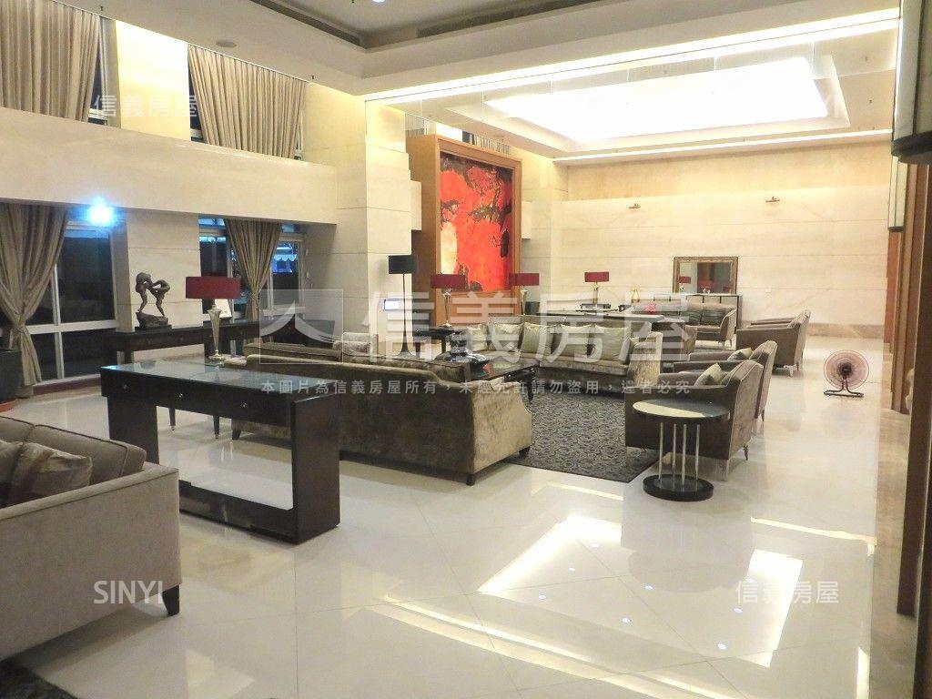 正開元路邊間金店面房屋室內格局與周邊環境