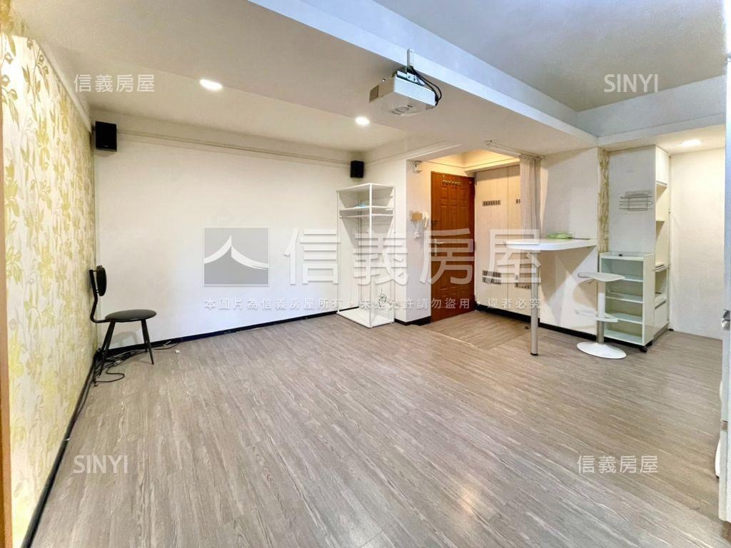首購★大巨蛋寬面兩房電梯房屋室內格局與周邊環境