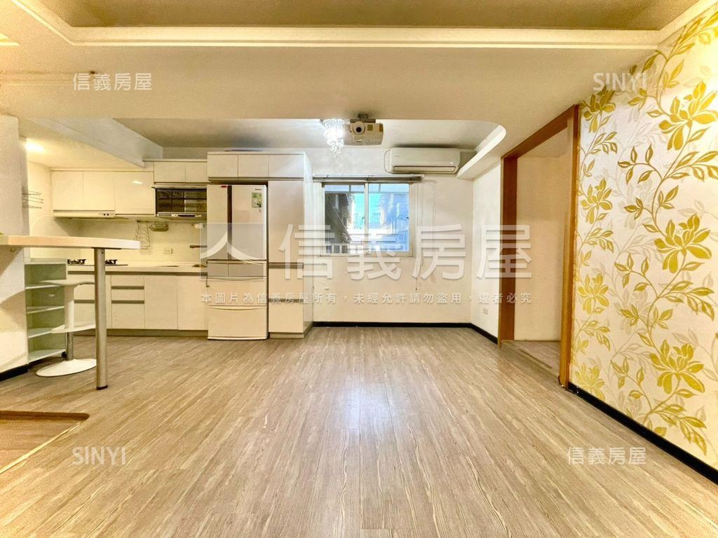 首購★大巨蛋寬面兩房電梯房屋室內格局與周邊環境