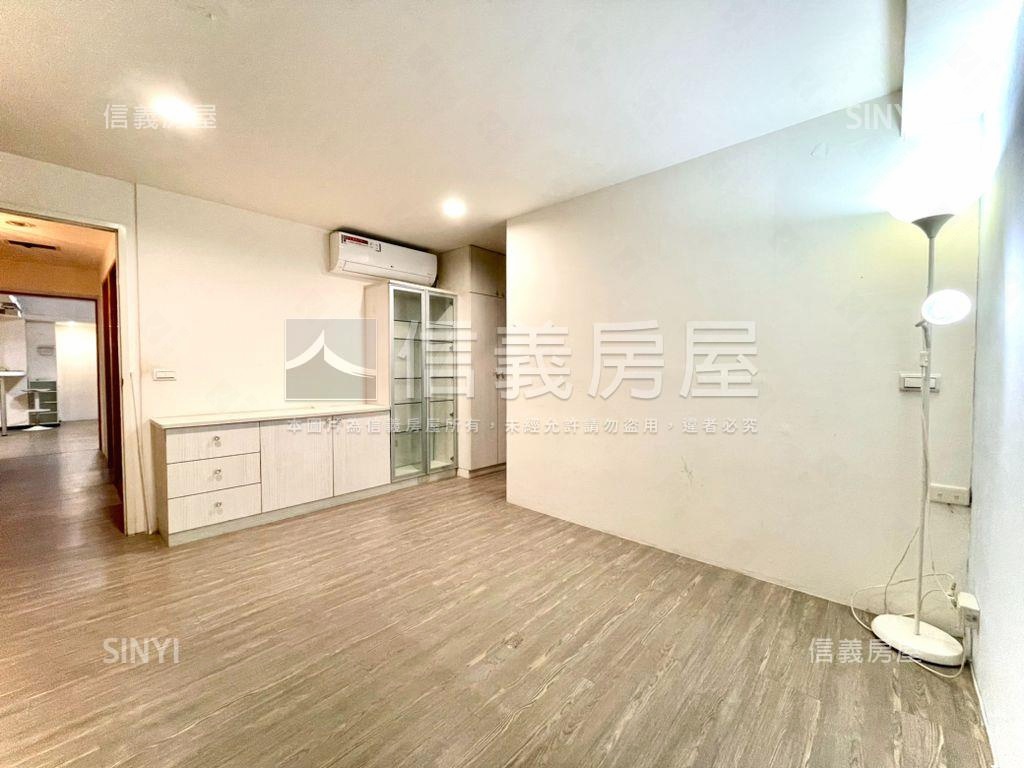 首購★大巨蛋寬面兩房電梯房屋室內格局與周邊環境