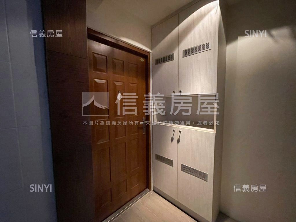 首購★大巨蛋寬面兩房電梯房屋室內格局與周邊環境