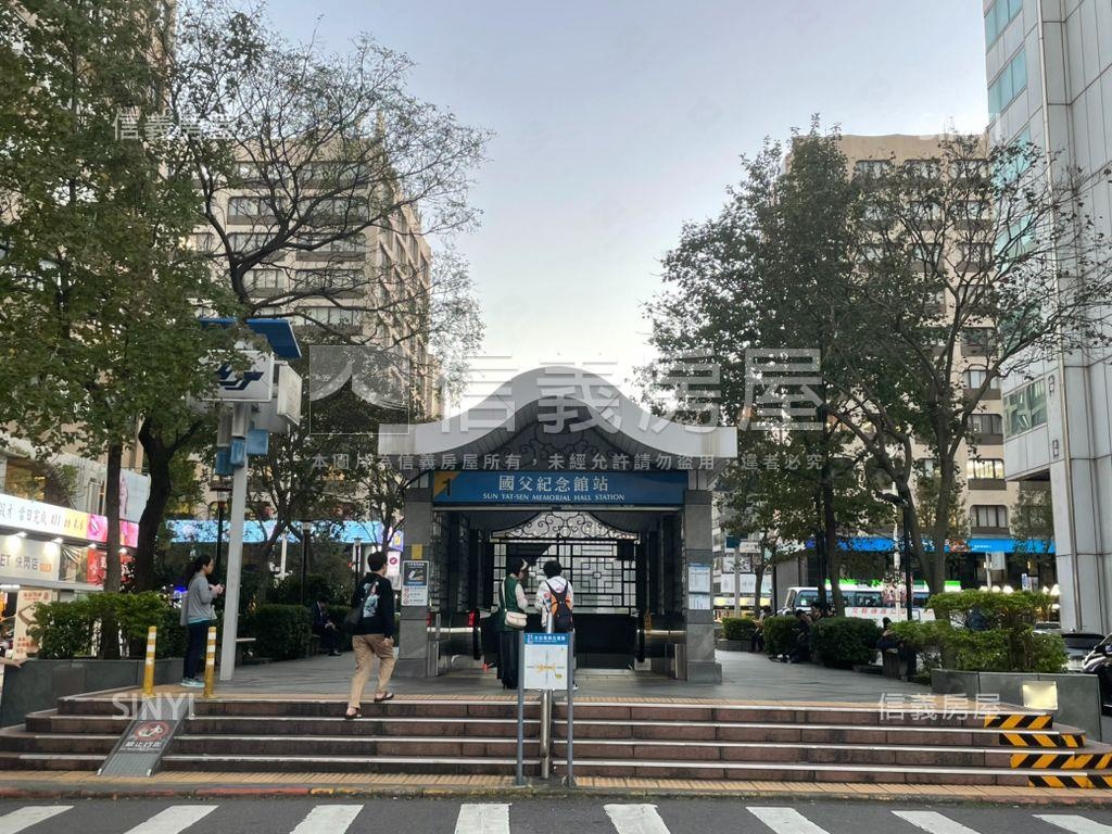 首購★大巨蛋寬面兩房電梯房屋室內格局與周邊環境