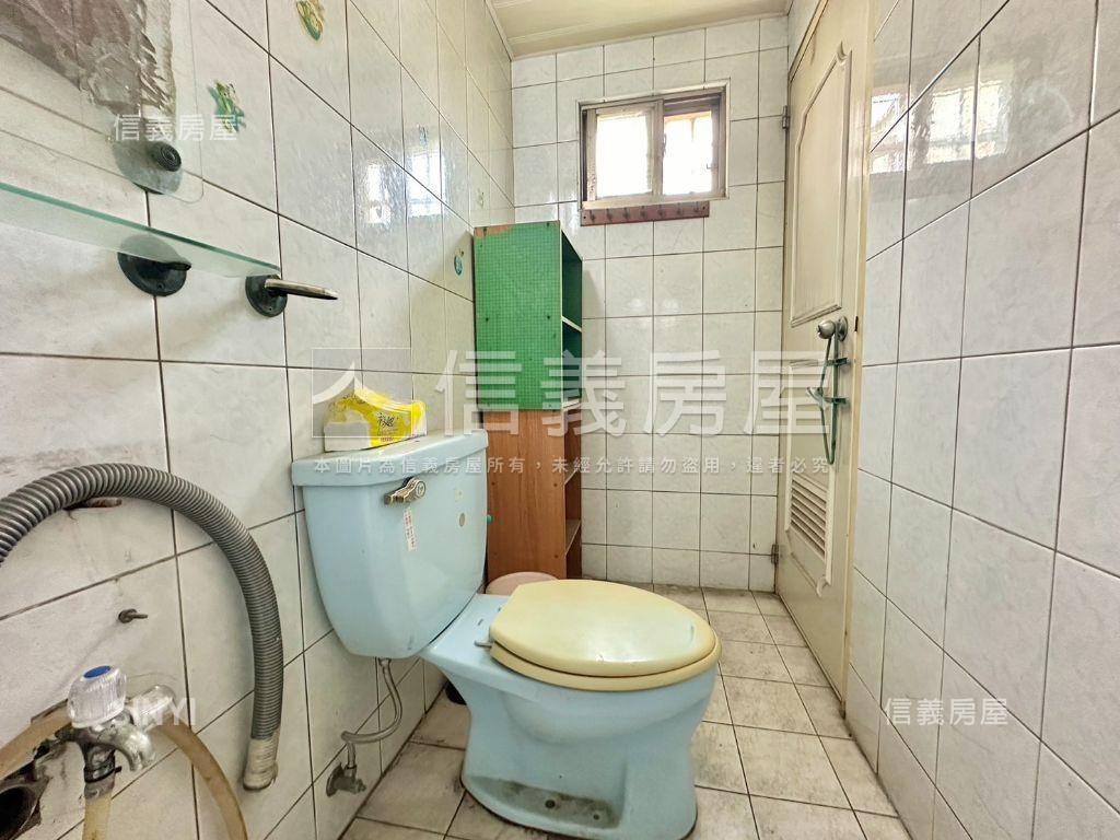 仁武高中旁五房正路透天厝房屋室內格局與周邊環境