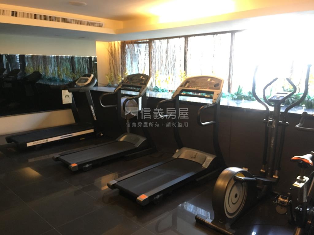 北區中國醫商圈兩房平車房屋室內格局與周邊環境