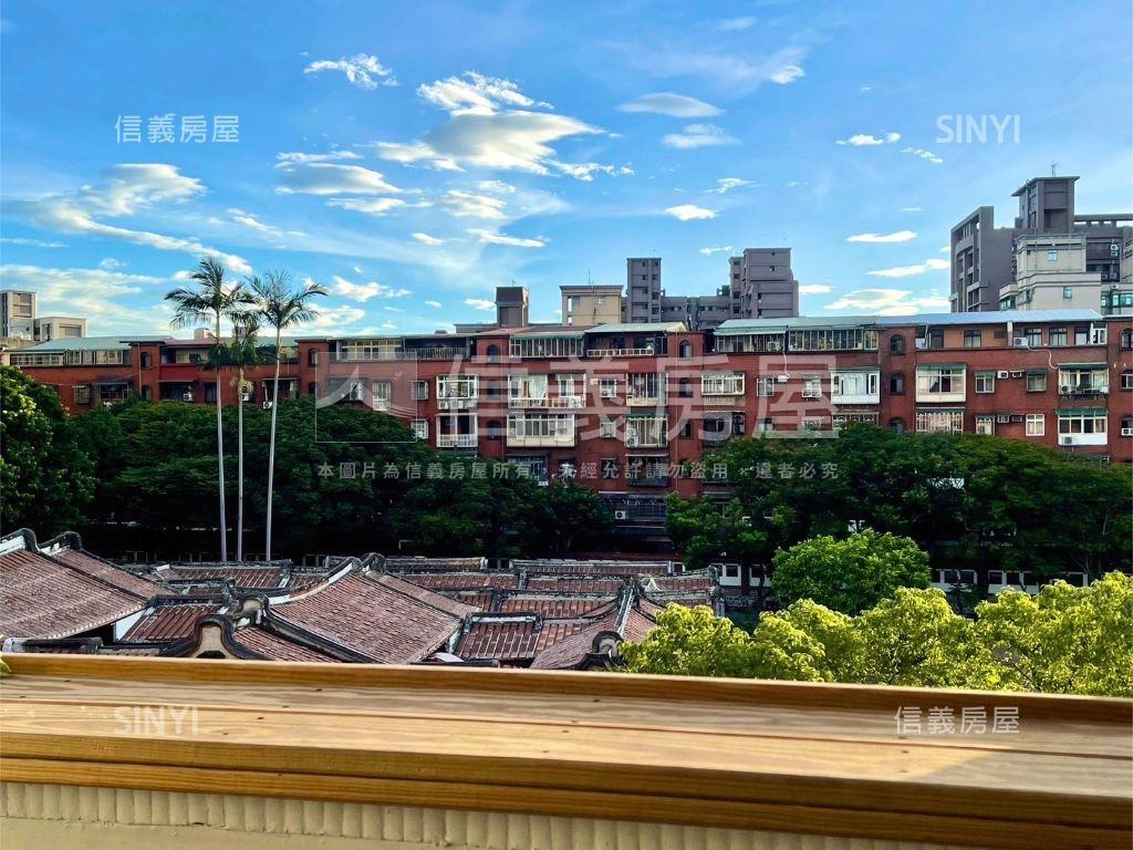近捷運稀有釋出欸快來看房屋室內格局與周邊環境