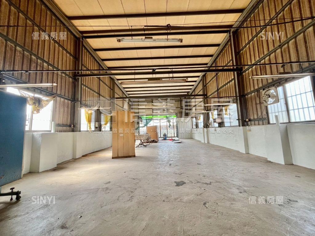 中正南路｜面寬廠房房屋室內格局與周邊環境