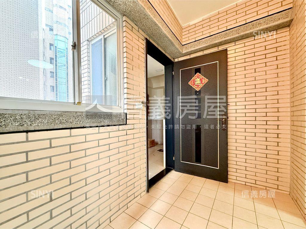 龍寶福華臻邸四房房屋室內格局與周邊環境