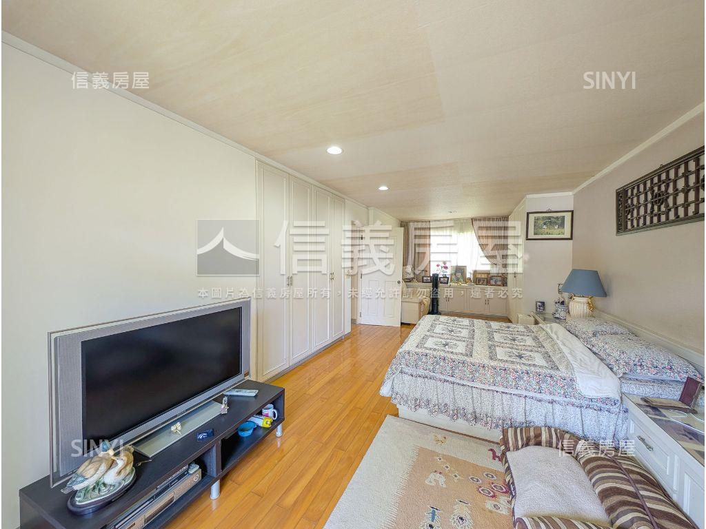 伯爵一代悠閒居住豪邸房屋室內格局與周邊環境