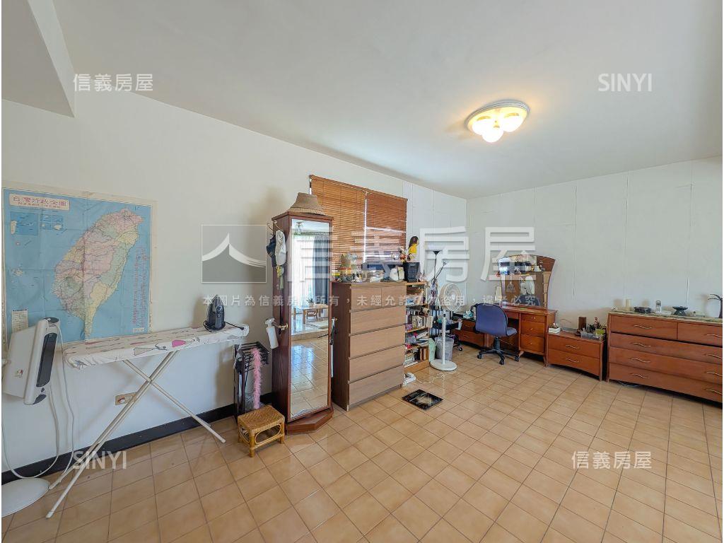 伯爵一代悠閒居住豪邸房屋室內格局與周邊環境
