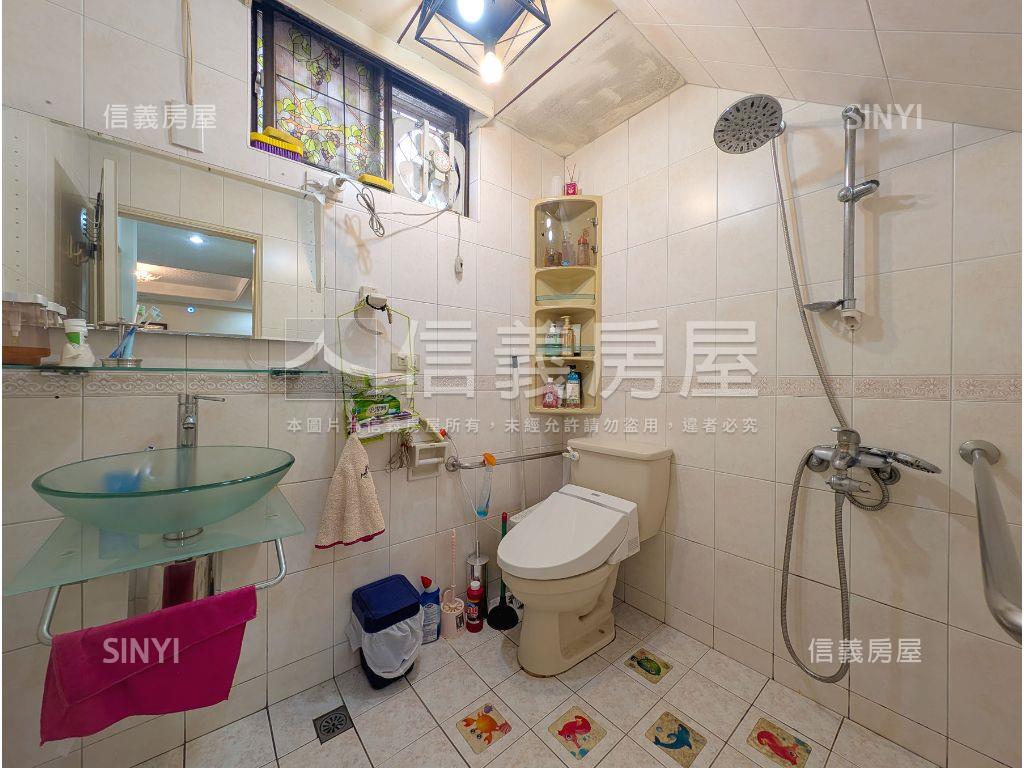 伯爵一代悠閒居住豪邸房屋室內格局與周邊環境