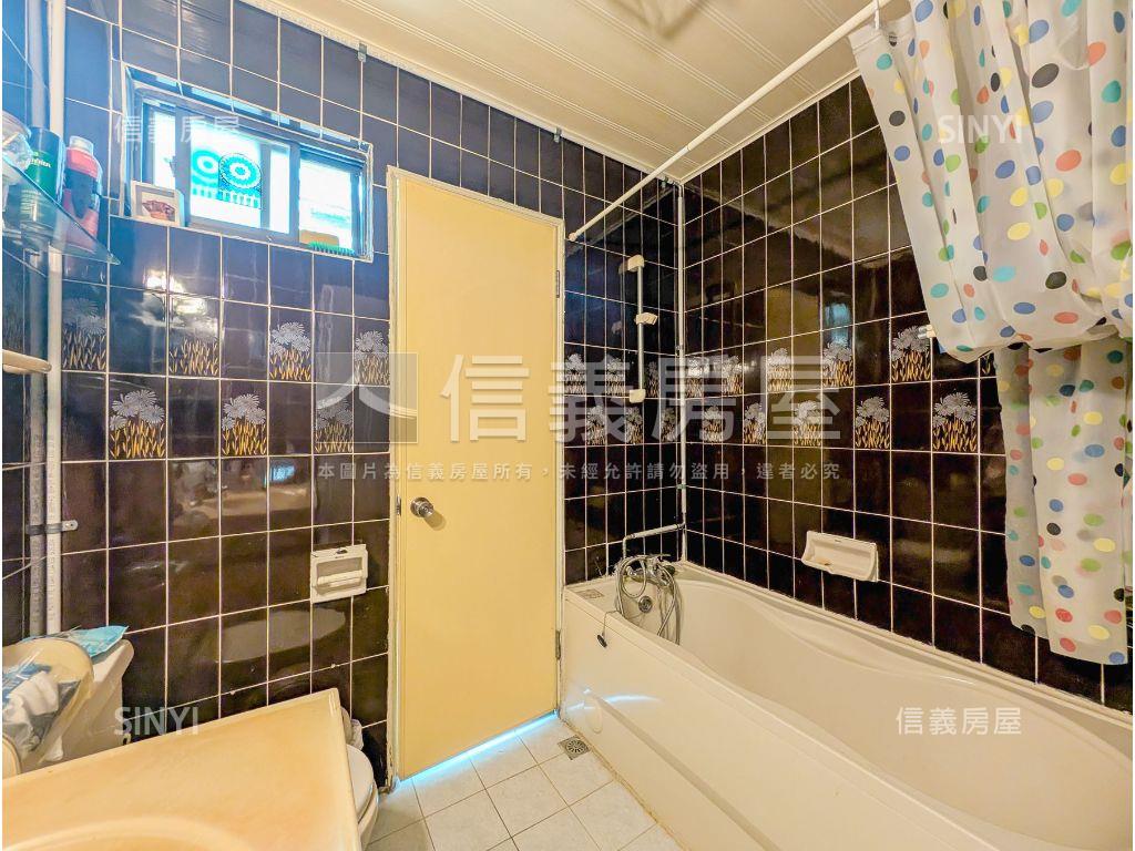 伯爵一代悠閒居住豪邸房屋室內格局與周邊環境