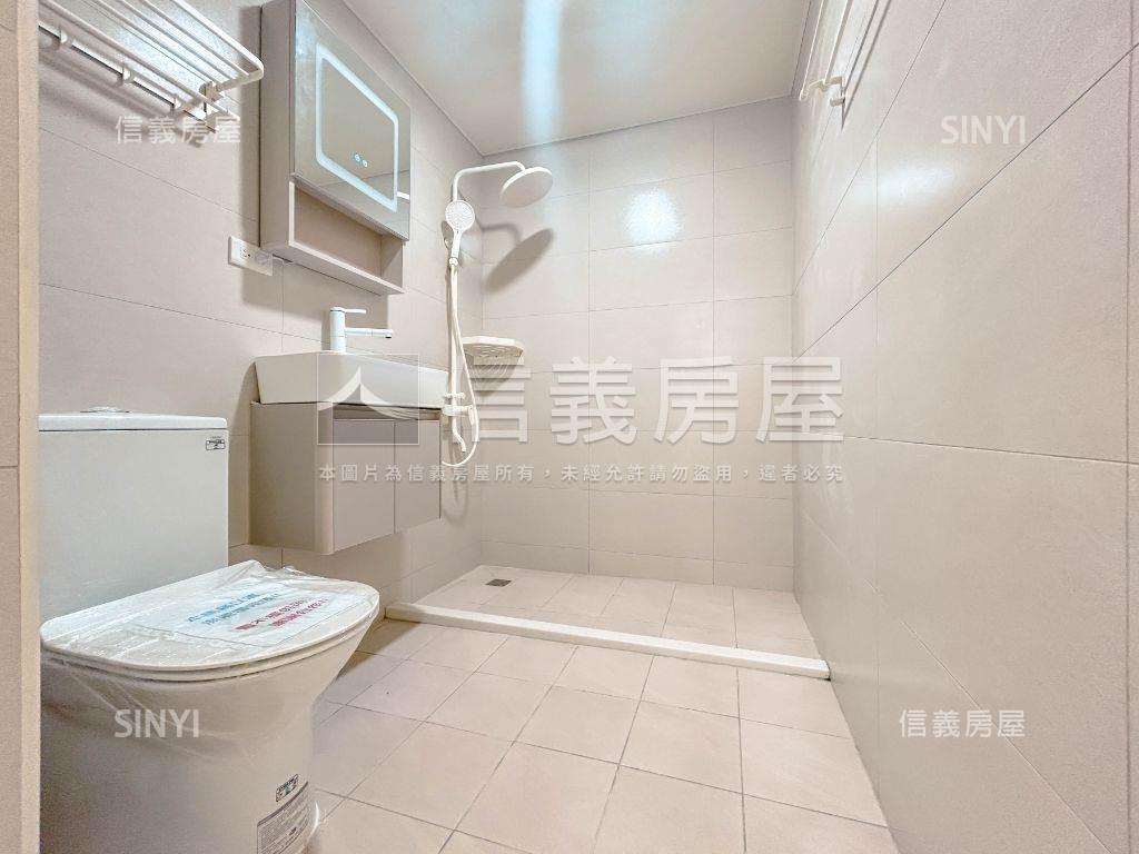 東區｜近南紡採光三房房屋室內格局與周邊環境