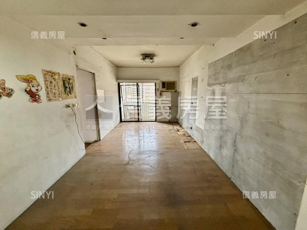 前金國小旁４房房屋室內格局與周邊環境