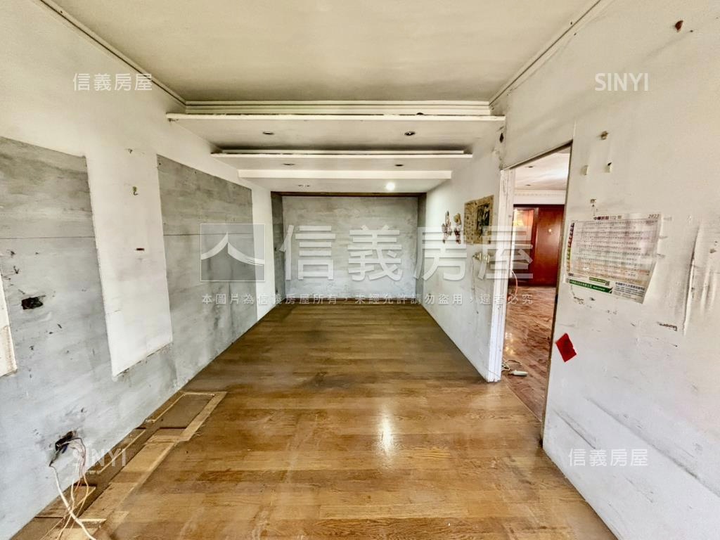 前金國小旁４房房屋室內格局與周邊環境