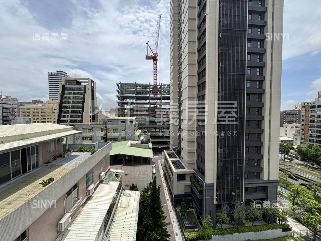 前金國小旁４房房屋室內格局與周邊環境