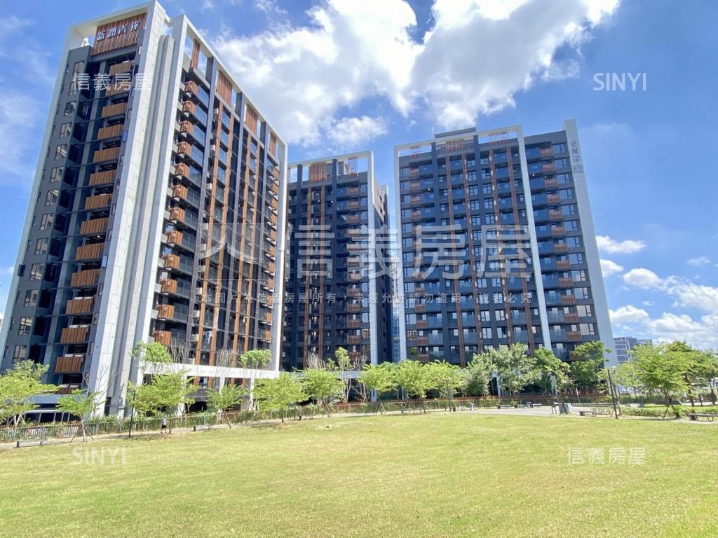 新潤青樺＃方正２房車位房屋室內格局與周邊環境