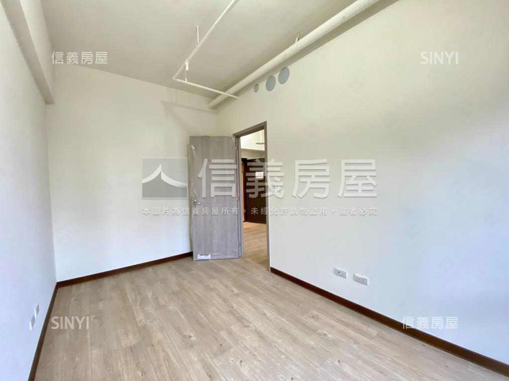 新潤青樺＃方正２房車位房屋室內格局與周邊環境