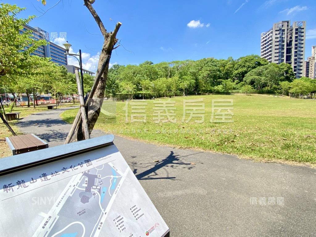 新潤青樺＃方正２房車位房屋室內格局與周邊環境