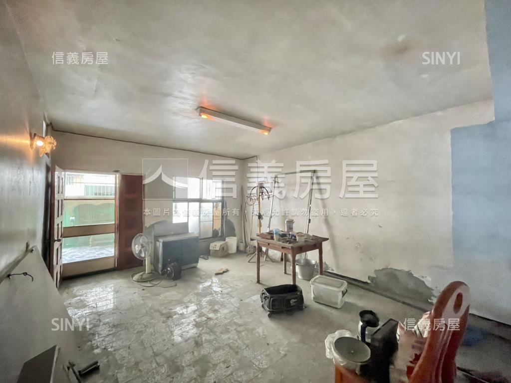 日光社區面寬傳統孝親透天房屋室內格局與周邊環境