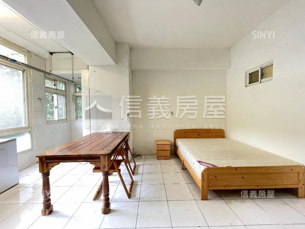 花園新城綠景美宅房屋室內格局與周邊環境