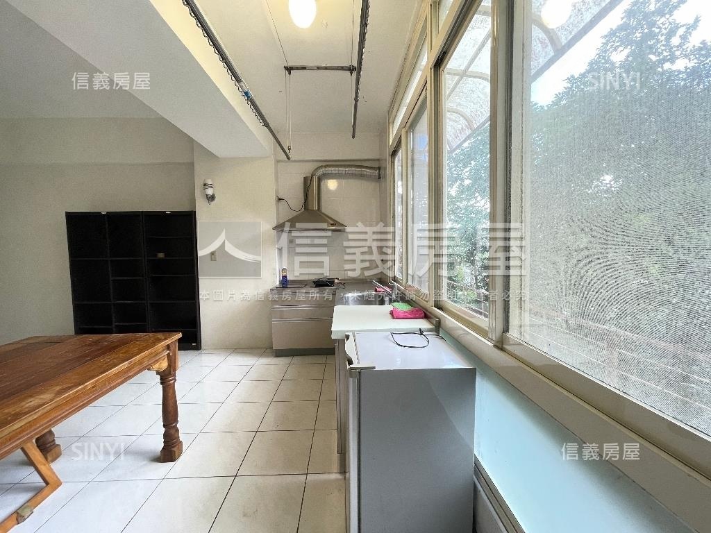 花園新城綠景美宅房屋室內格局與周邊環境