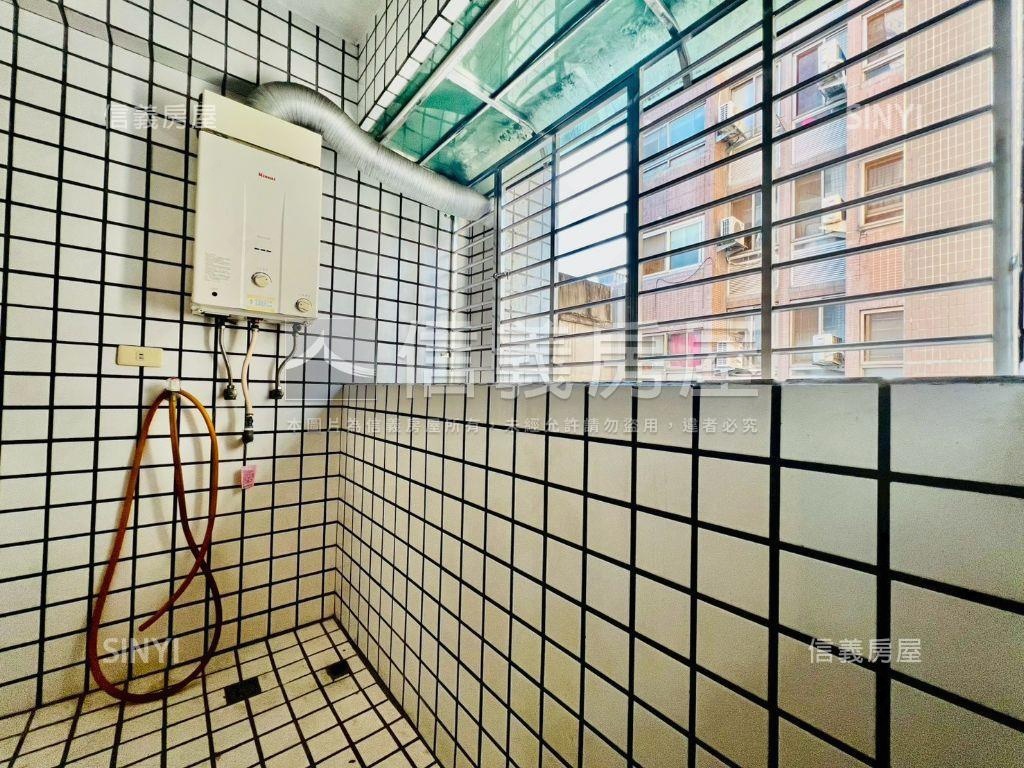 東興大業學區四房附車位房屋室內格局與周邊環境