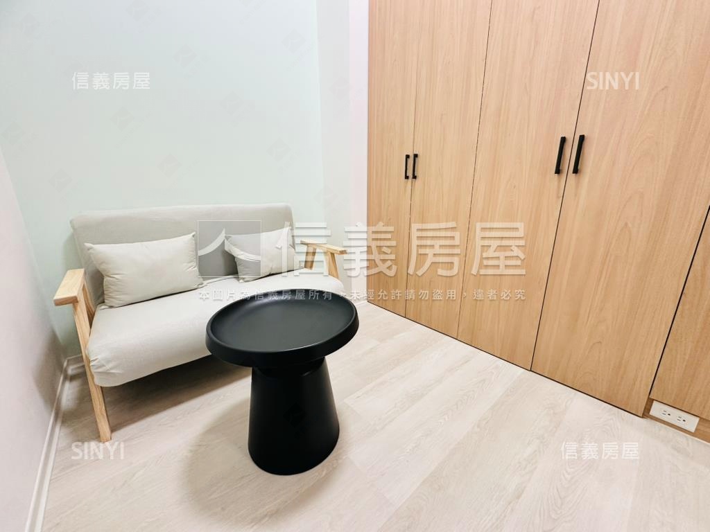 佳麗堡質感裝潢三房車位房屋室內格局與周邊環境