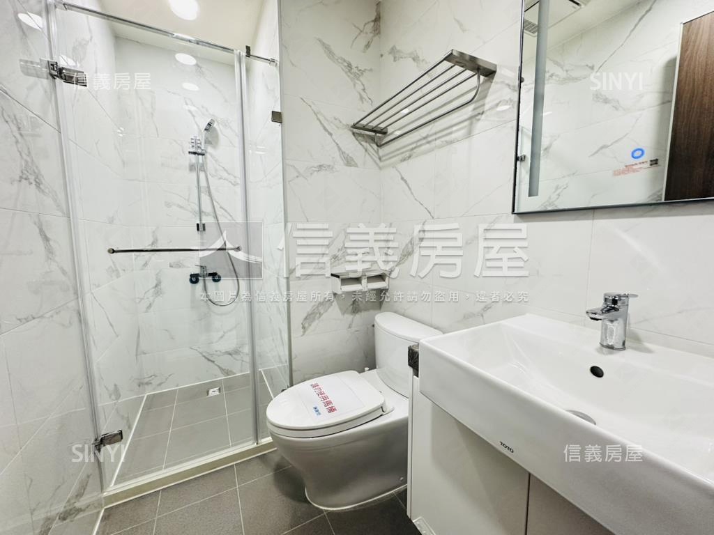 佳麗堡質感裝潢三房車位房屋室內格局與周邊環境