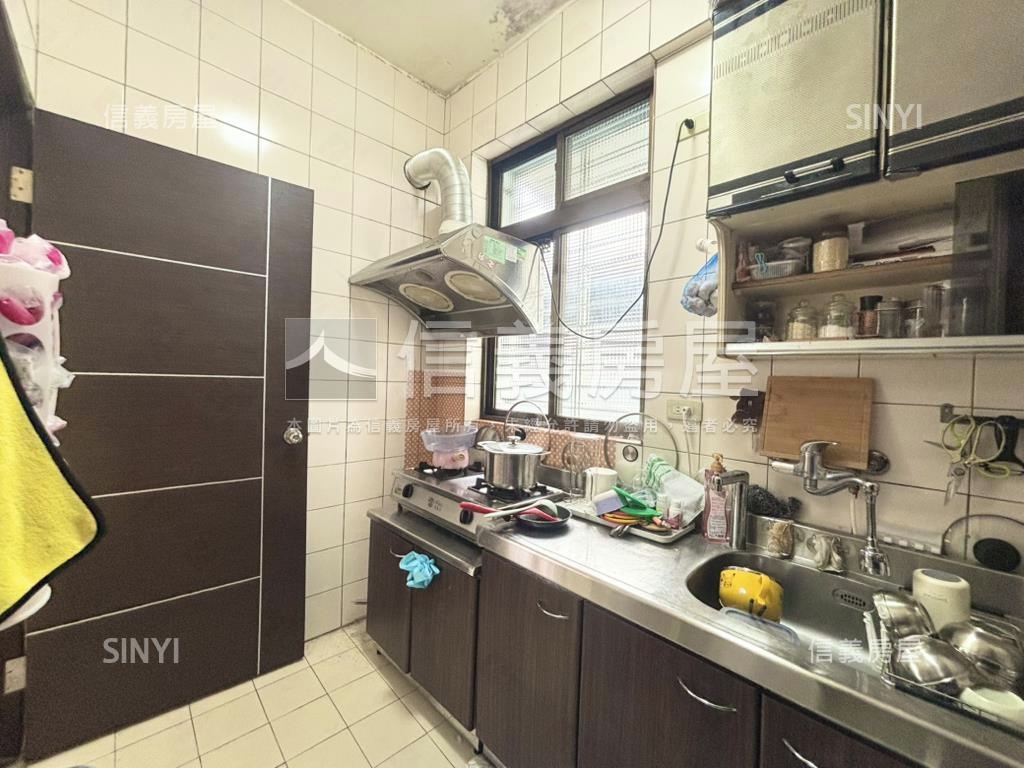 樹林光榮四房美寓房屋室內格局與周邊環境